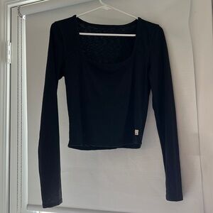 ✨New! (Without tags) Vuori black long sleeve shirt